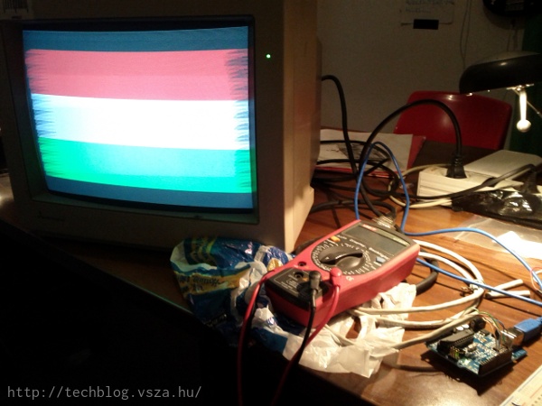 Arduino driving a CGA display to display the Hungarian flag